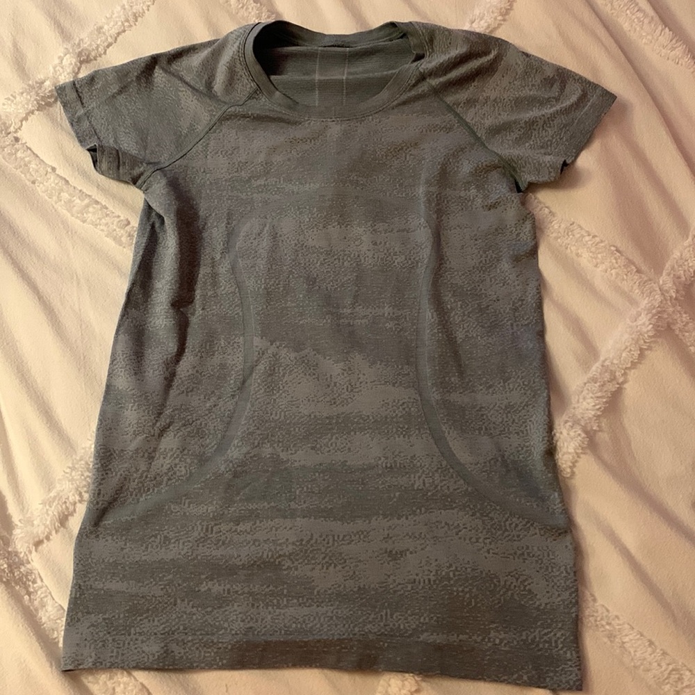 Lululemon swiftly tech size 8